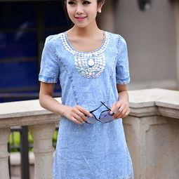 欧美背带短裙搭配图片,背带短裙的时尚搭配指南