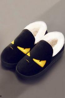 欧美黑色毛毛拖鞋图片,黑色毛毛拖鞋的时尚演绎