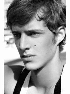 欧美巨星帅哥图片,盘点那些令人心动的帅哥瞬间